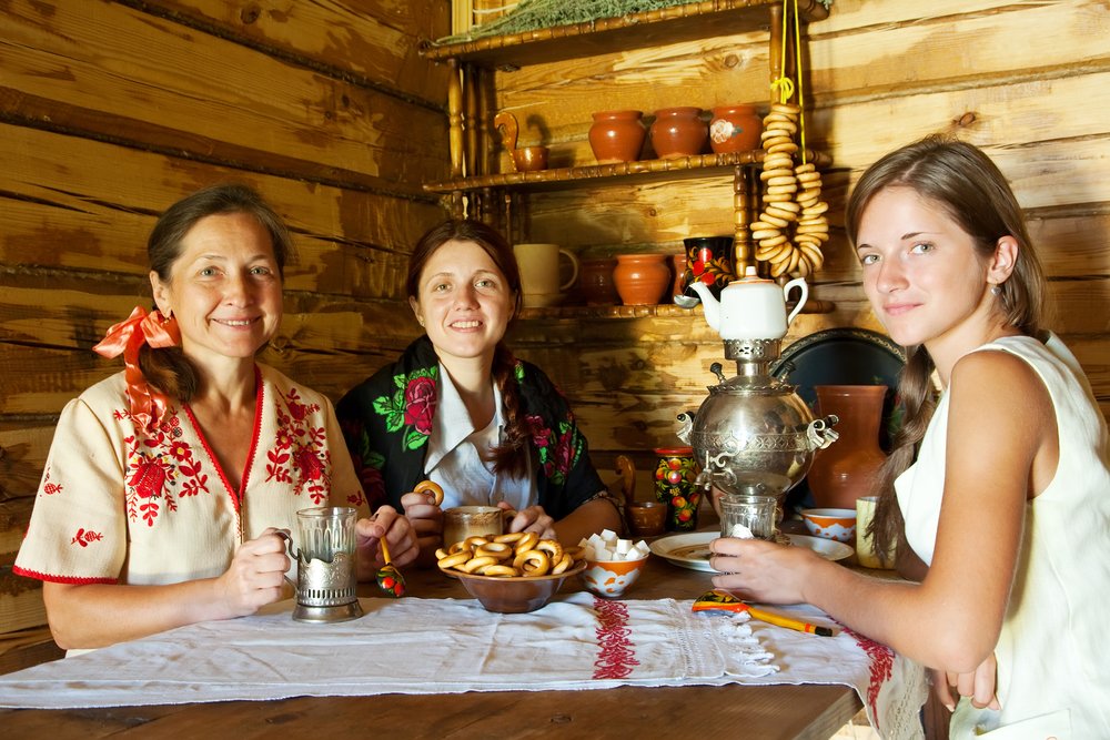 Women near samovar, Russia