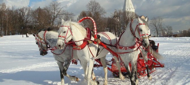 Nothing shouts Russia in winter like a troika and sleigh